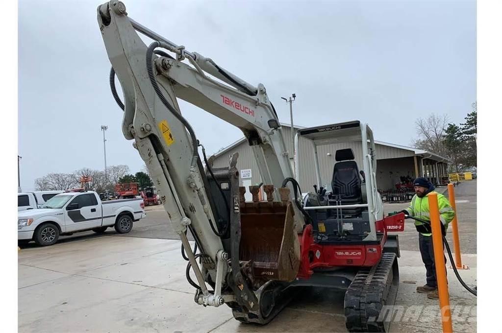 Takeuchi TB250-2 Мини-экскаваторы