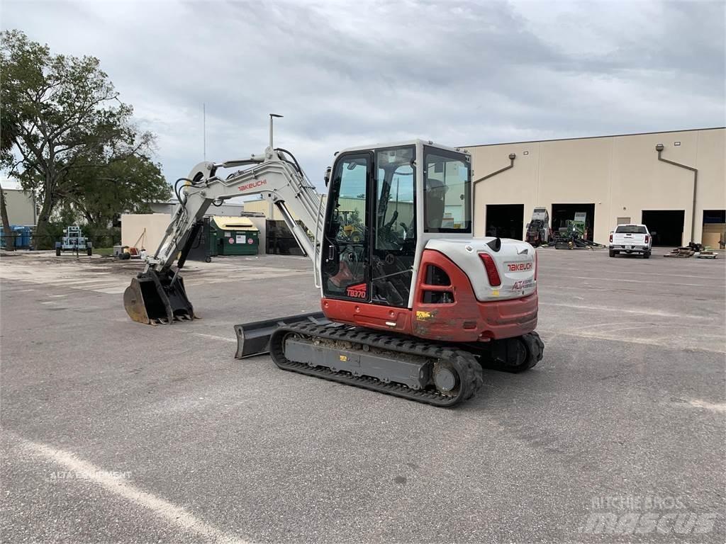 Takeuchi TB370 Гусеничные экскаваторы