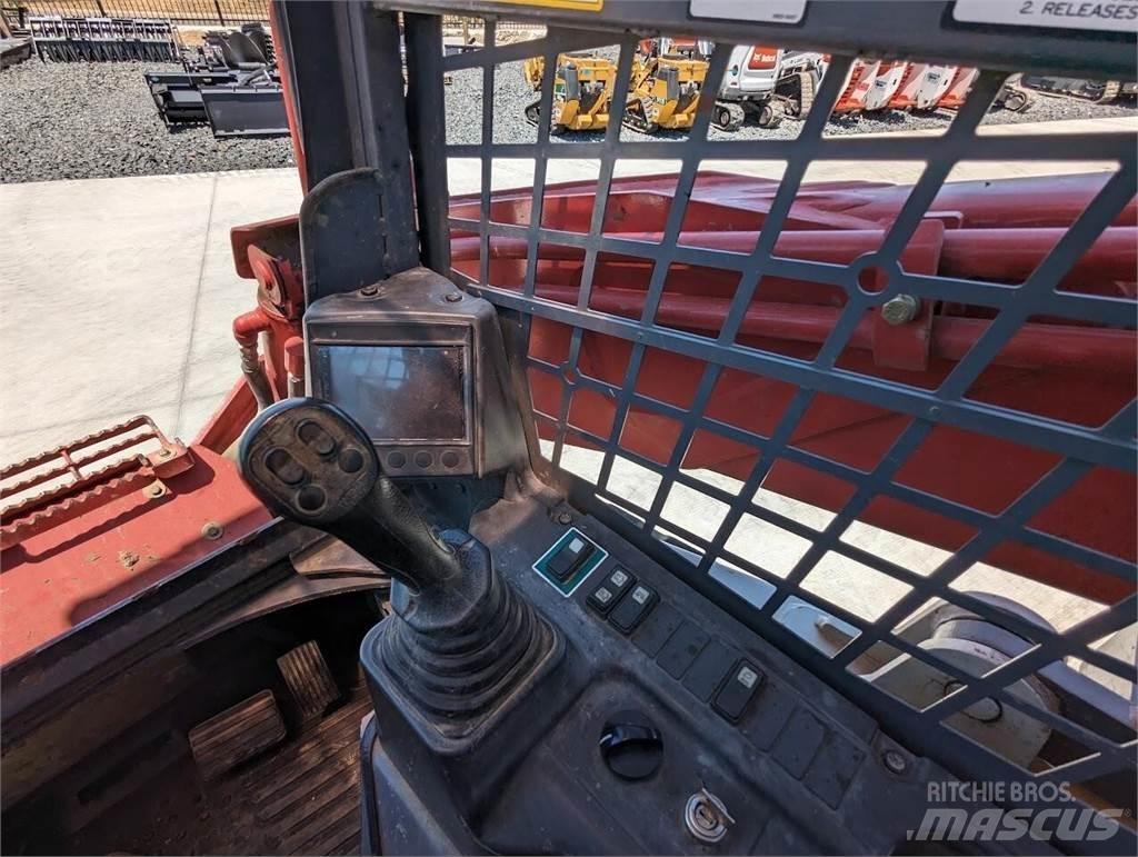 Takeuchi TL12V2 Мини-погрузчики