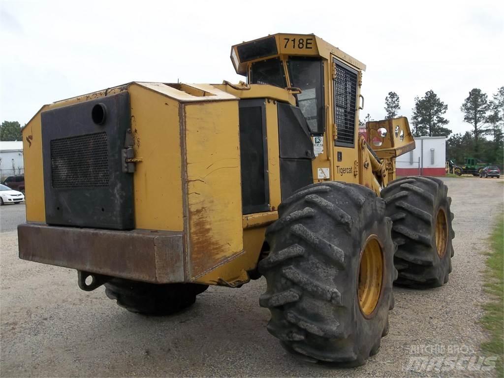 Tigercat 718E Валочно-пакетирующие машины