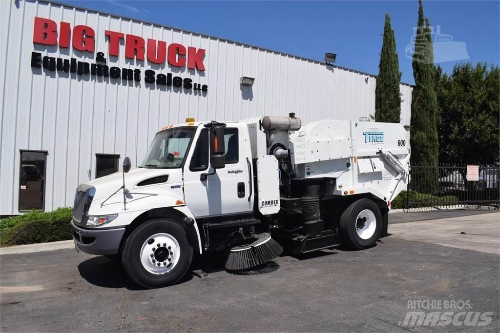 Tymco 600 Вакуумные уборочные машины