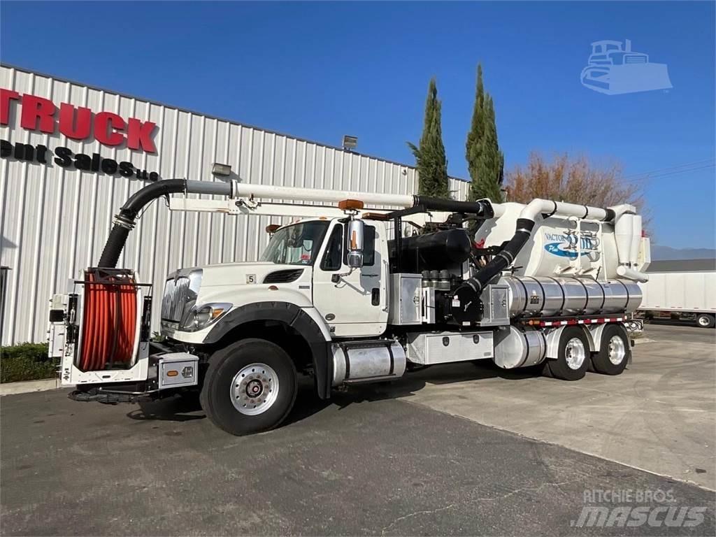 Vactor 2100 PLUS Строительная техника - Другие