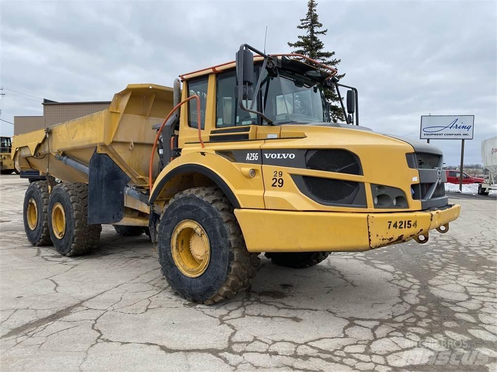 Volvo A25G Шарнирно-сочленённые самосвалы