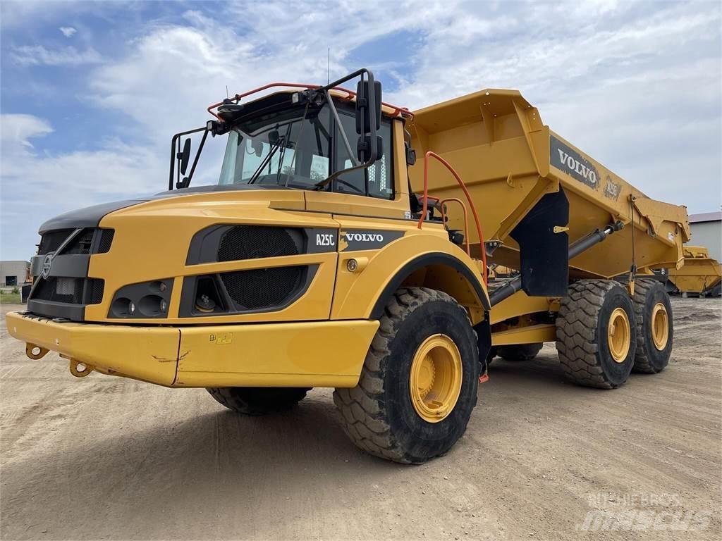 Volvo A25G Шарнирно-сочленённые самосвалы
