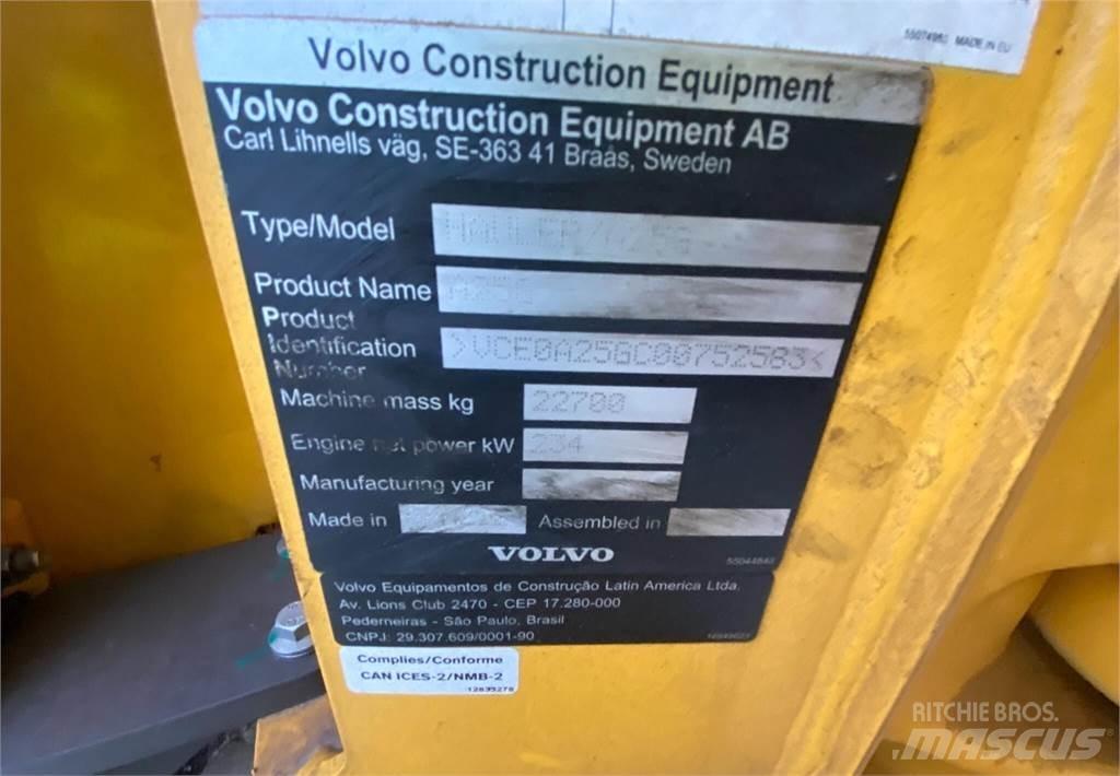 Volvo A25G Шарнирно-сочленённые самосвалы