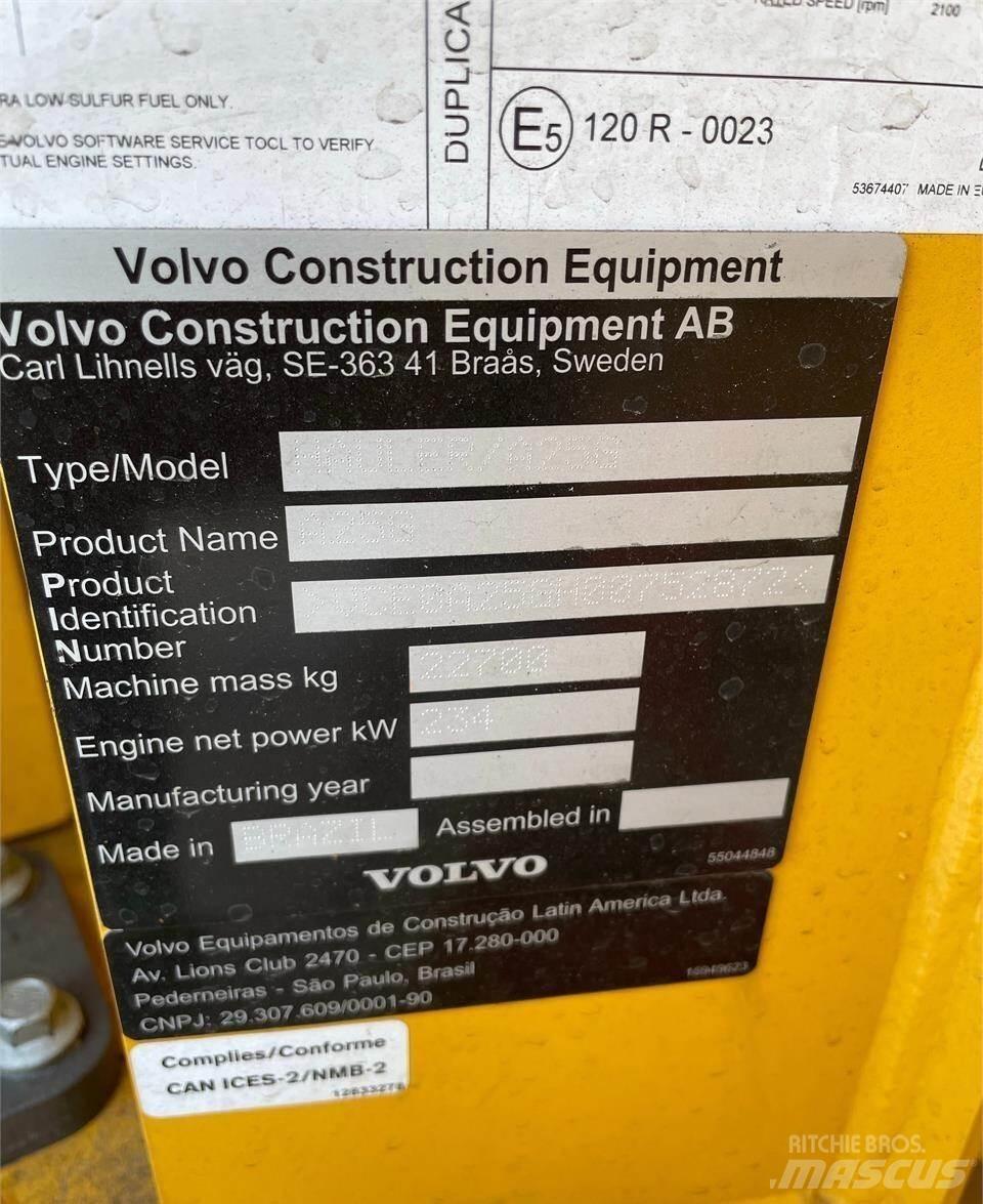 Volvo A25G Шарнирно-сочленённые самосвалы