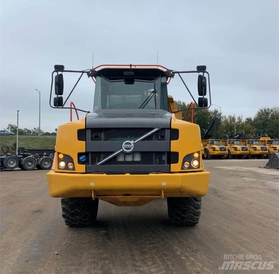 Volvo A25G Шарнирно-сочленённые самосвалы