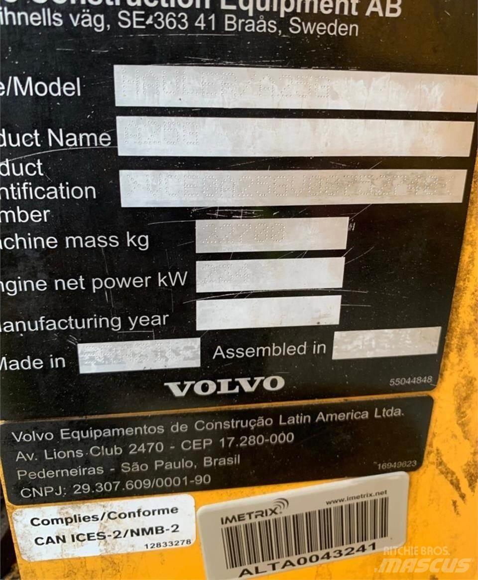 Volvo A25G Шарнирно-сочленённые самосвалы