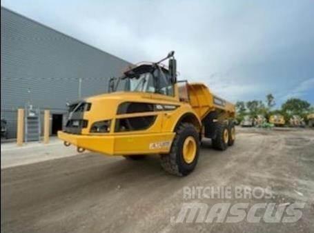 Volvo A25G Шарнирно-сочленённые самосвалы