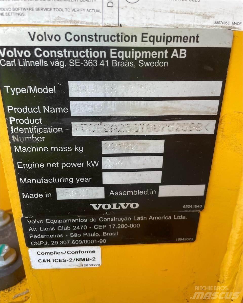 Volvo A25G Шарнирно-сочленённые самосвалы
