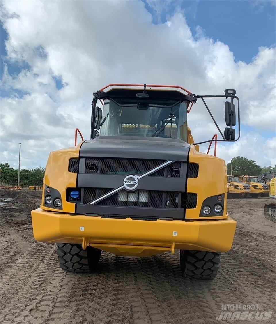 Volvo A25G Шарнирно-сочленённые самосвалы