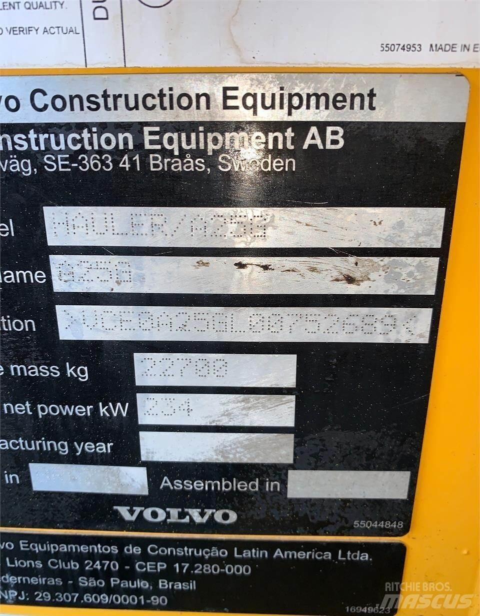 Volvo A25G Шарнирно-сочленённые самосвалы