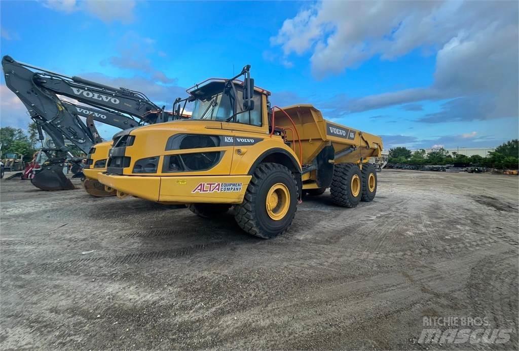 Volvo A25G Шарнирно-сочленённые самосвалы