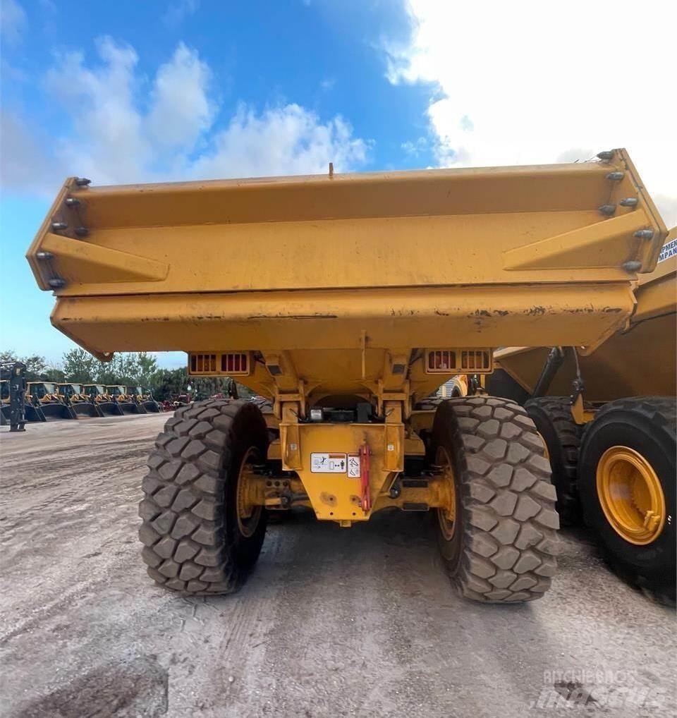 Volvo A25G Шарнирно-сочленённые самосвалы
