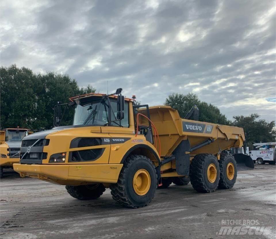 Volvo A25G Шарнирно-сочленённые самосвалы