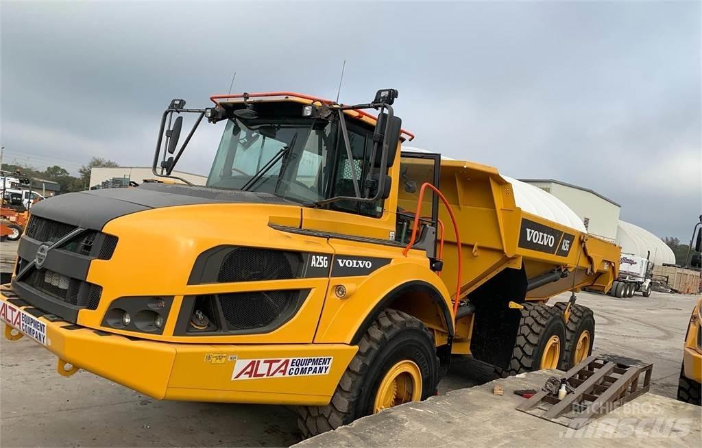 Volvo A25G Шарнирно-сочленённые самосвалы