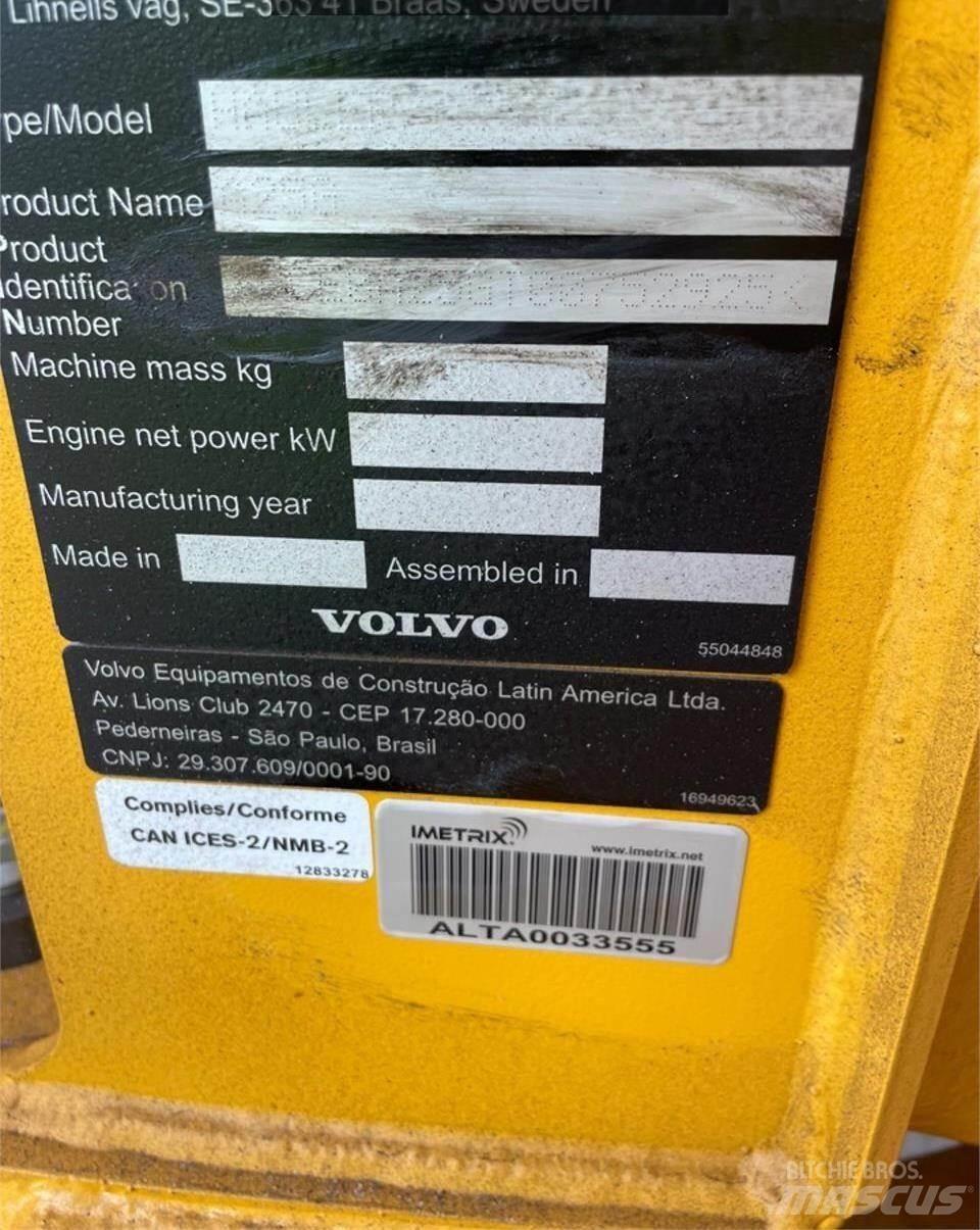 Volvo A25G Шарнирно-сочленённые самосвалы