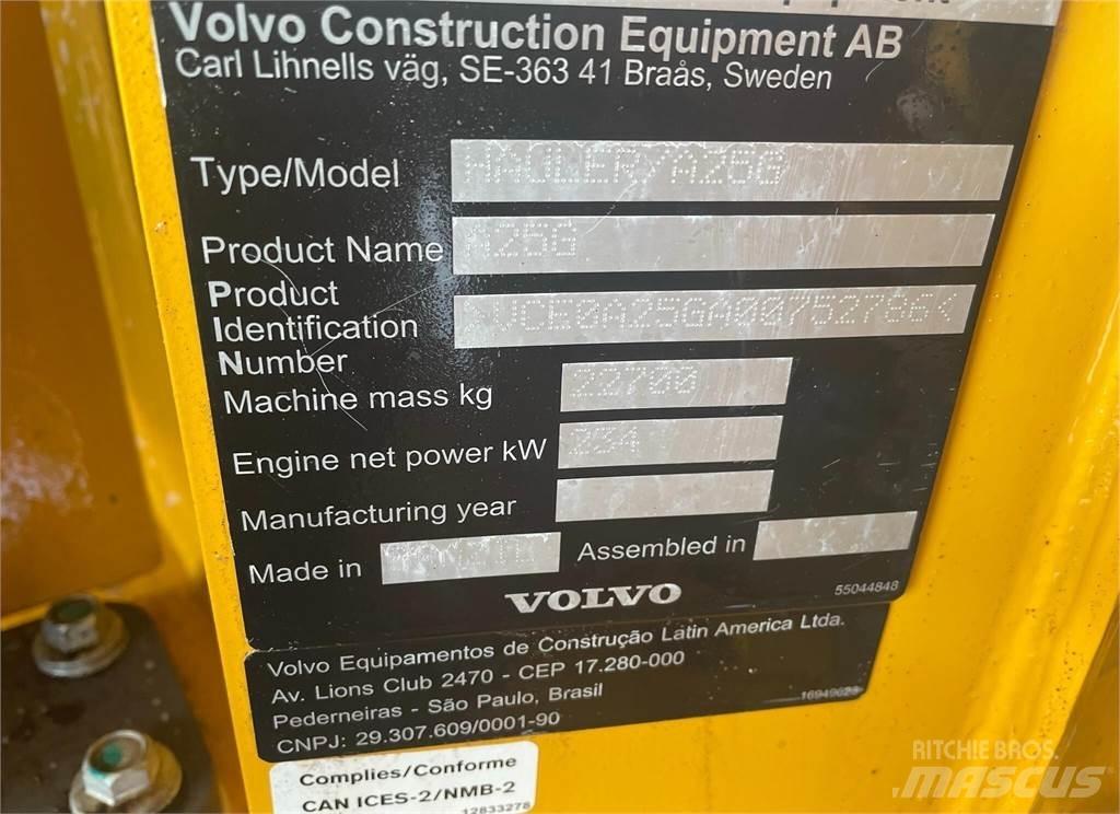 Volvo A25G Шарнирно-сочленённые самосвалы