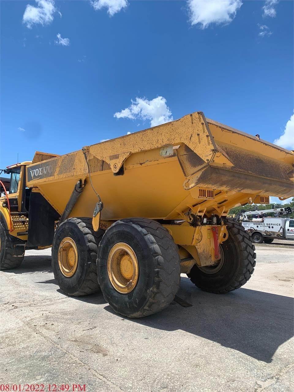 Volvo A30G Шарнирно-сочленённые самосвалы