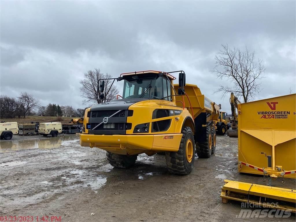 Volvo A30G Шарнирно-сочленённые самосвалы