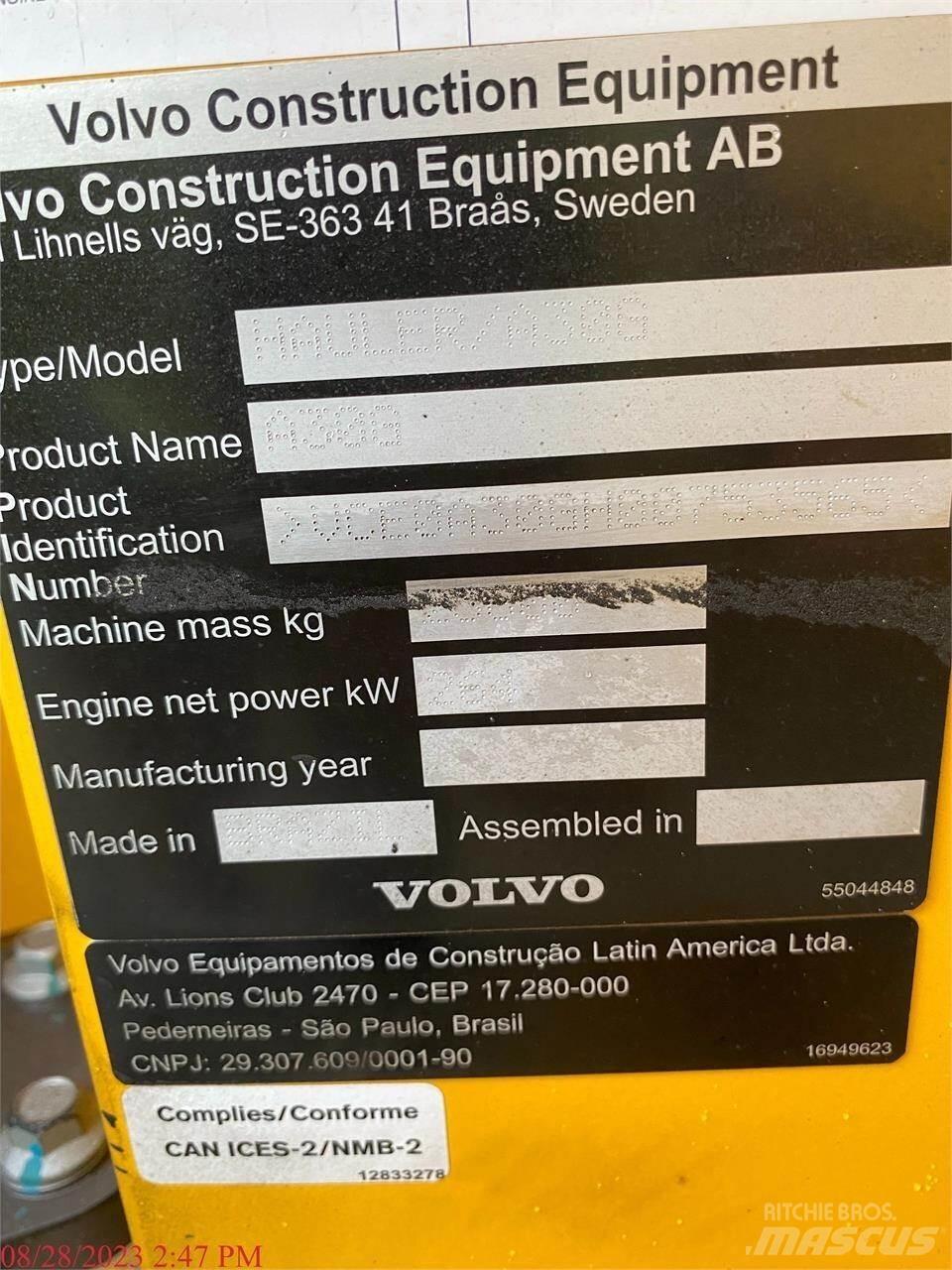 Volvo A30G Шарнирно-сочленённые самосвалы