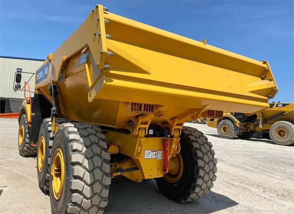 Volvo A30G Шарнирно-сочленённые самосвалы