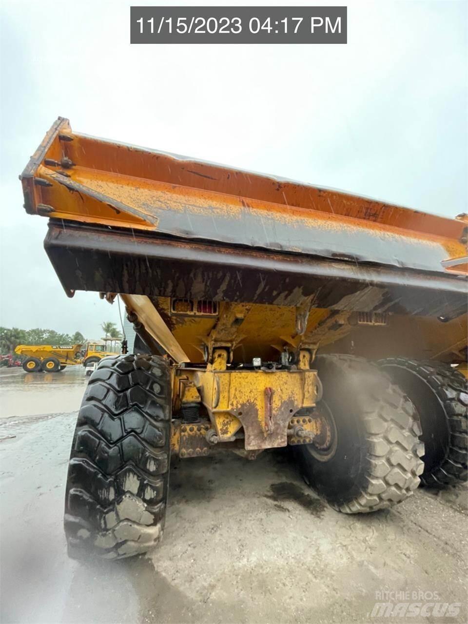 Volvo A40G Шарнирно-сочленённые самосвалы