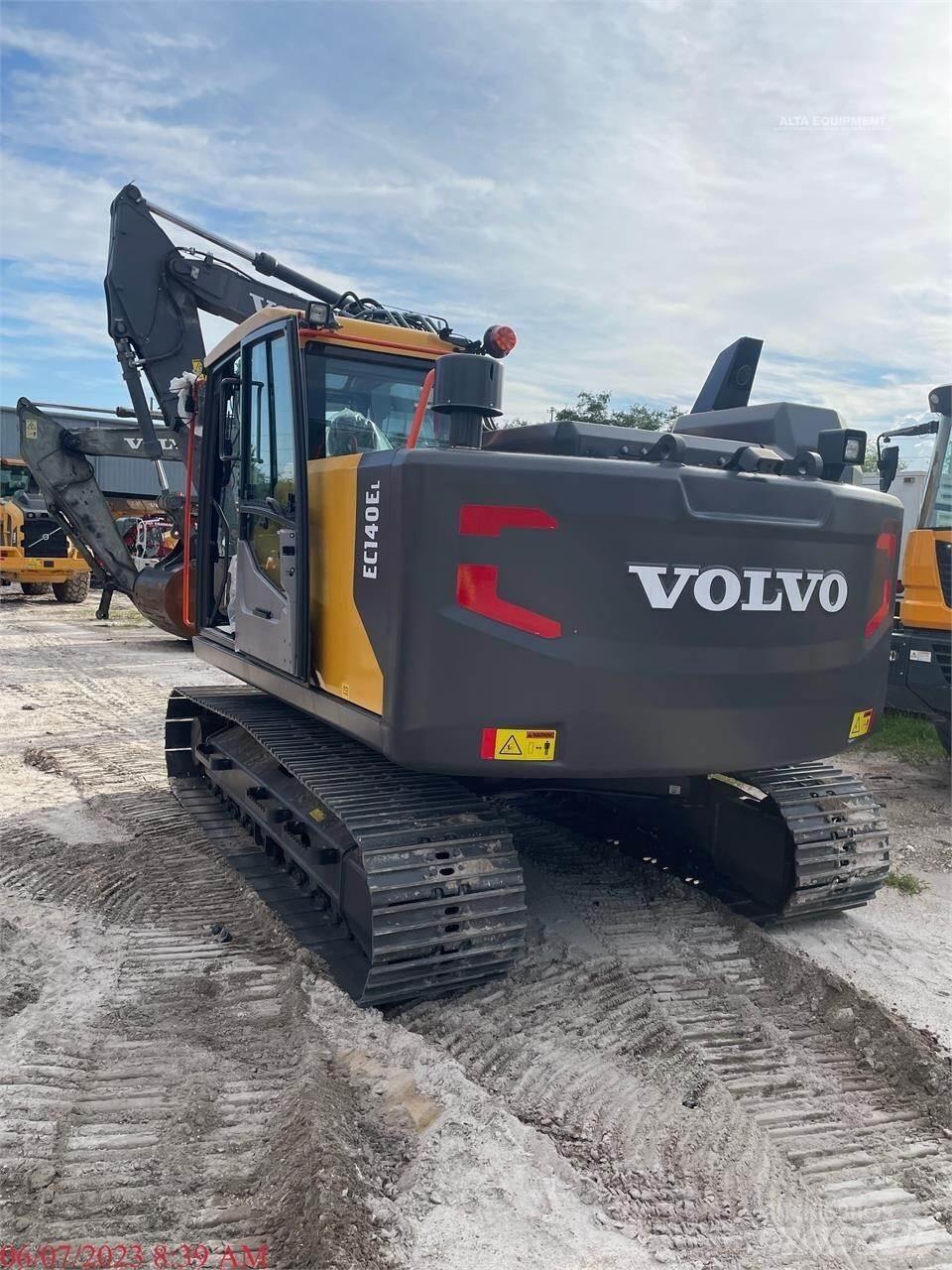 Volvo EC140EL Гусеничные экскаваторы