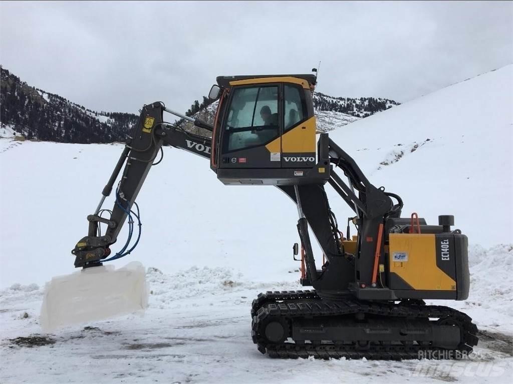 Volvo EC140EL Гусеничные экскаваторы