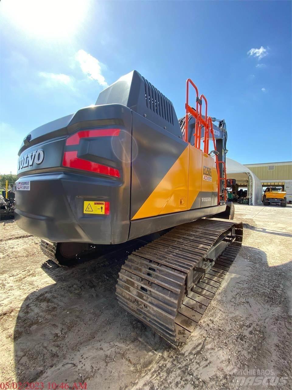Volvo EC250EL Гусеничные экскаваторы