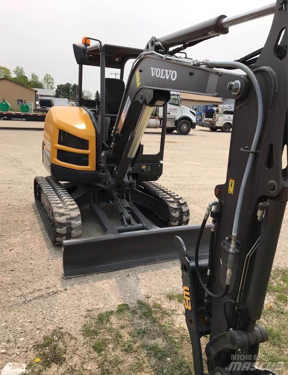 Volvo EC35D Мини-экскаваторы
