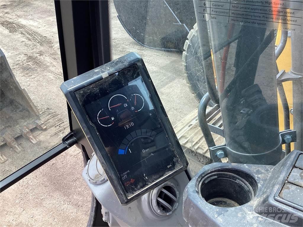 Volvo ECR145EL Гусеничные экскаваторы