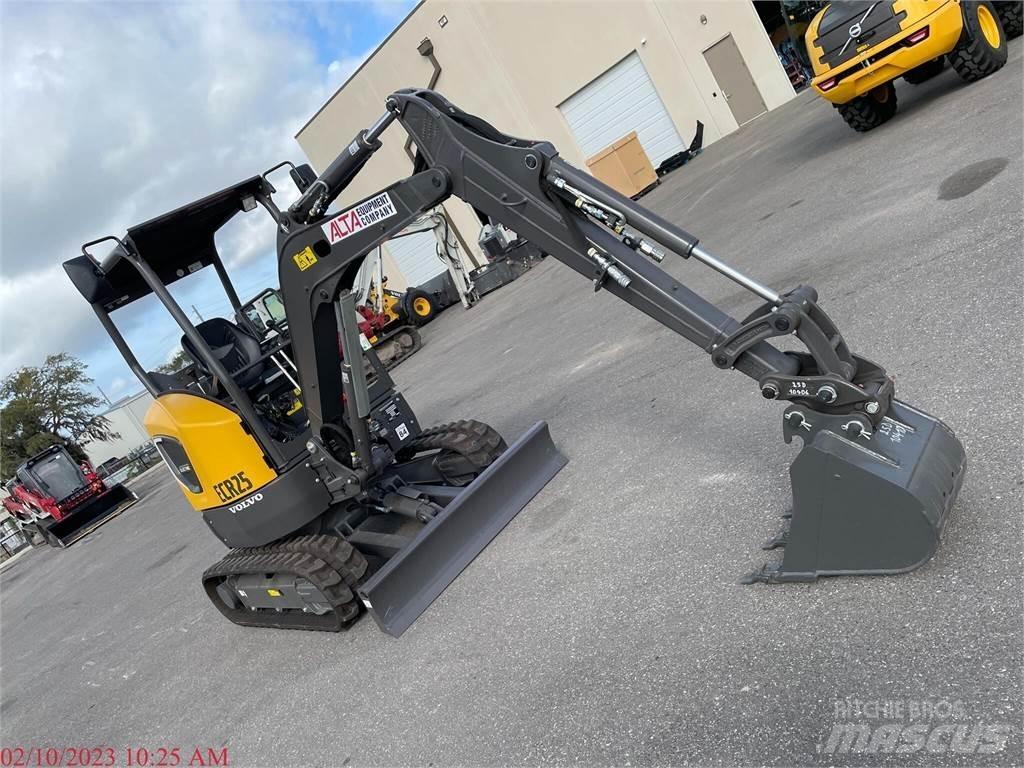 Volvo ECR25D Мини-экскаваторы
