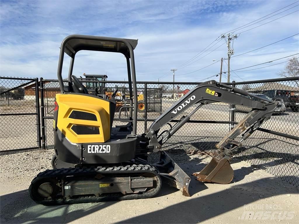 Volvo ECR25D Мини-экскаваторы