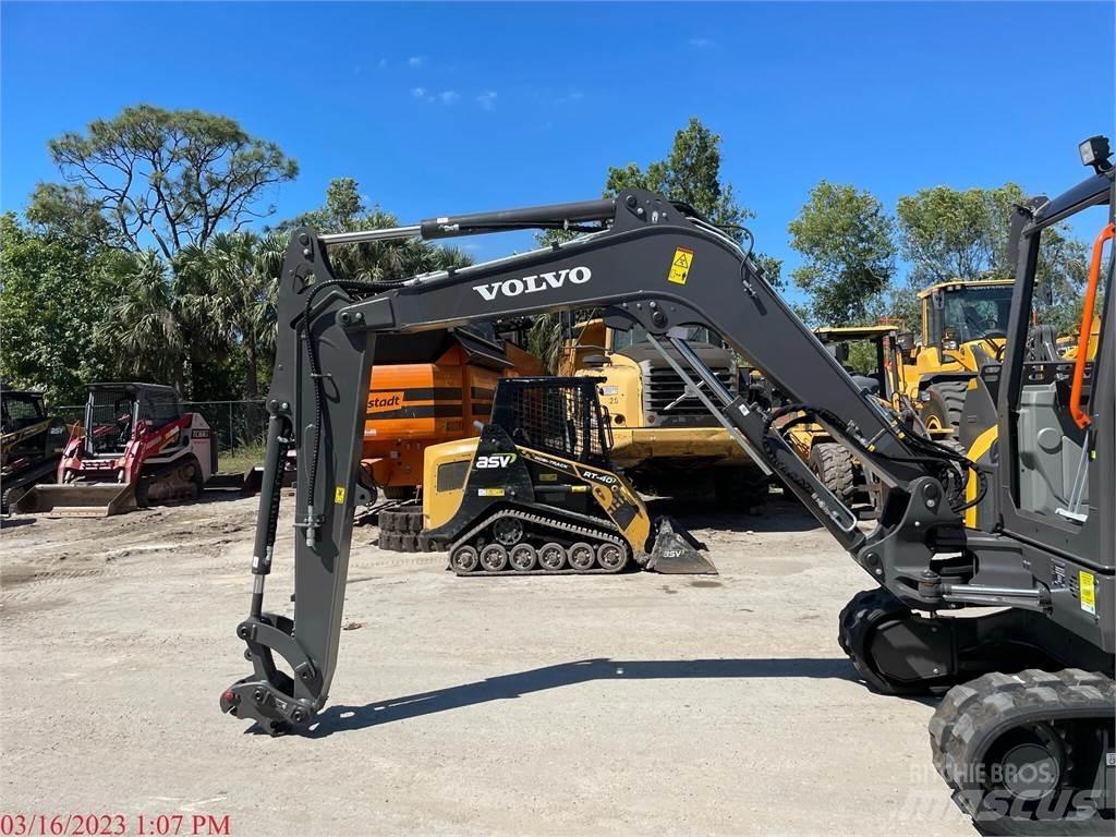 Volvo ECR58F Гусеничные экскаваторы
