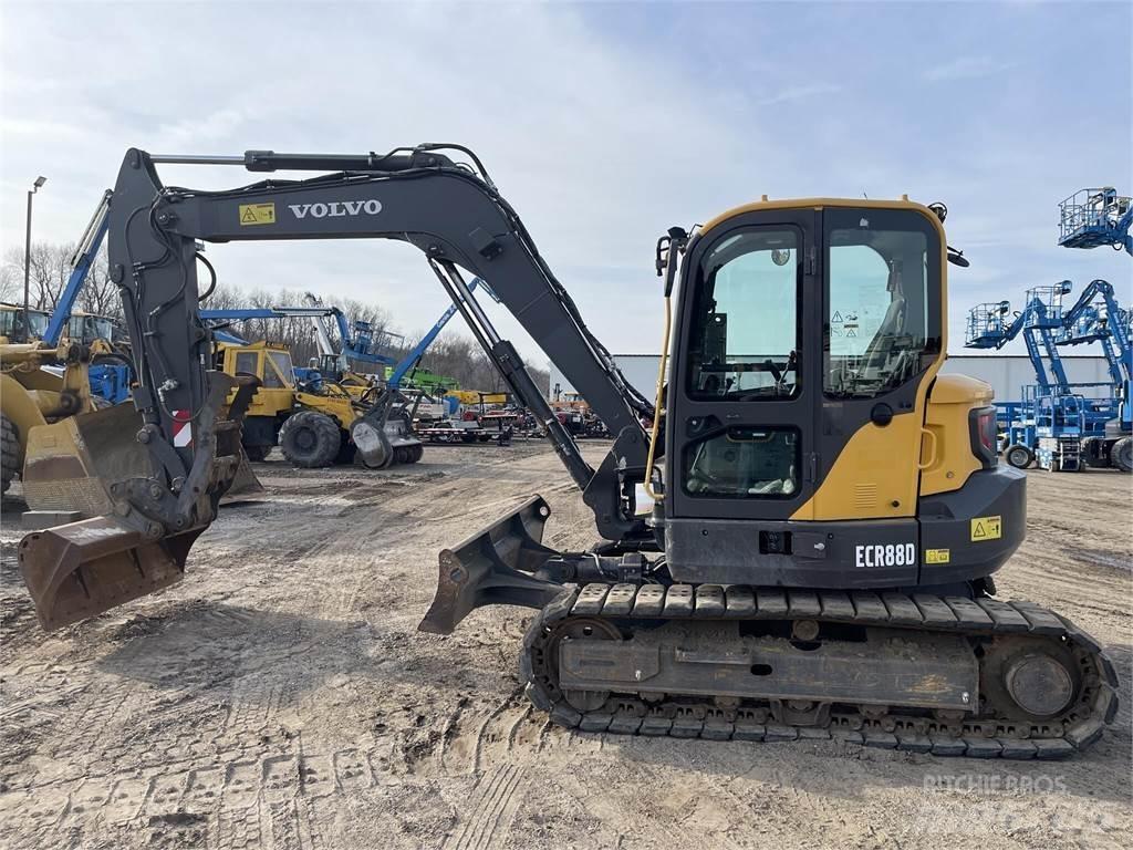 Volvo ECR88D Гусеничные экскаваторы