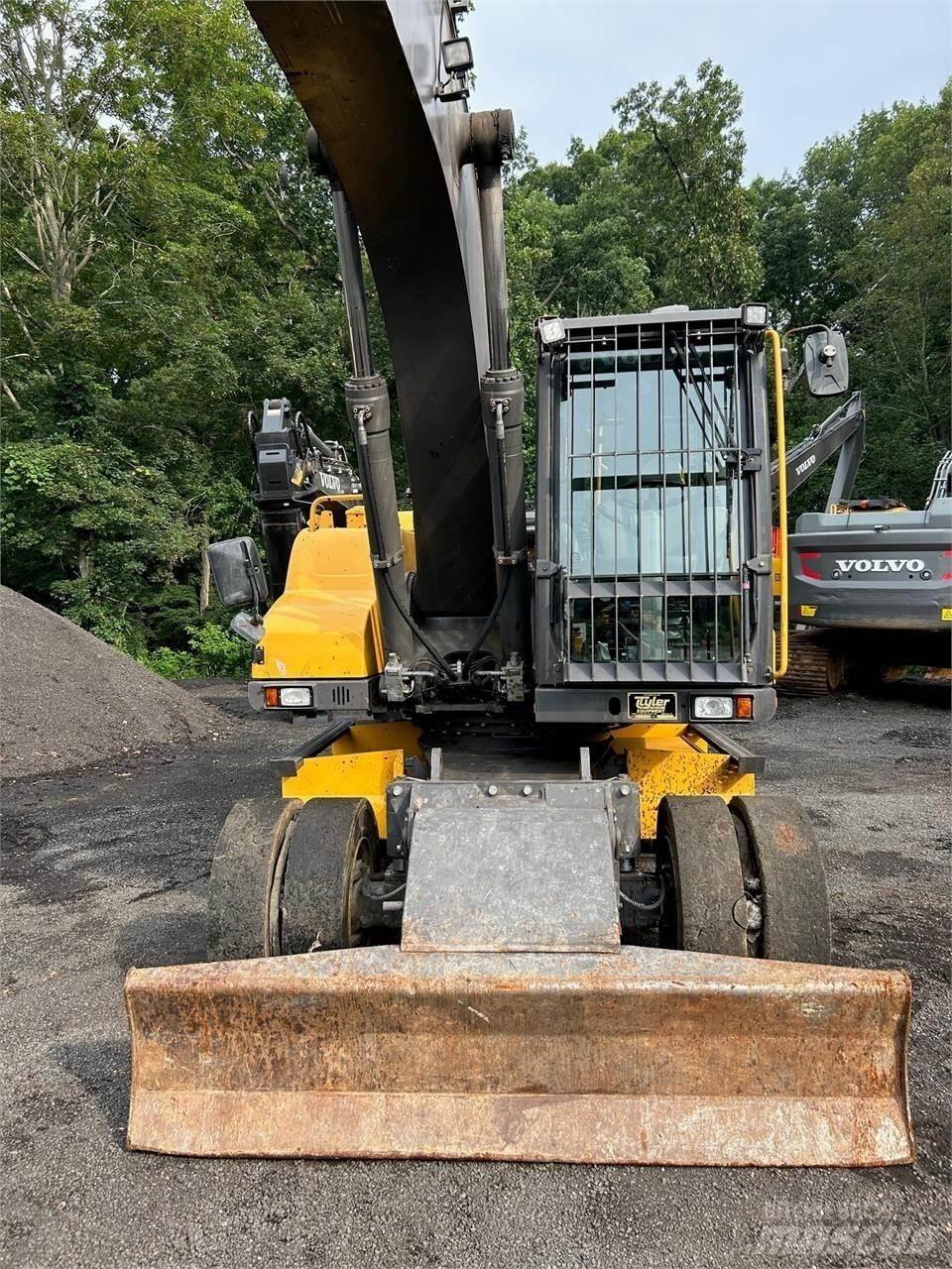 Volvo EW210D Колёсные экскаваторы
