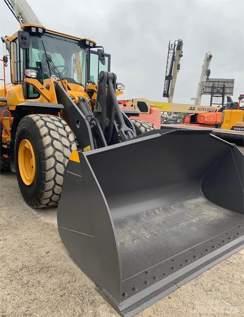 Volvo L120H Фронтальные погрузчики