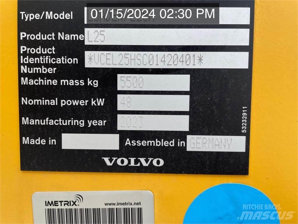 Volvo L25 Фронтальные погрузчики