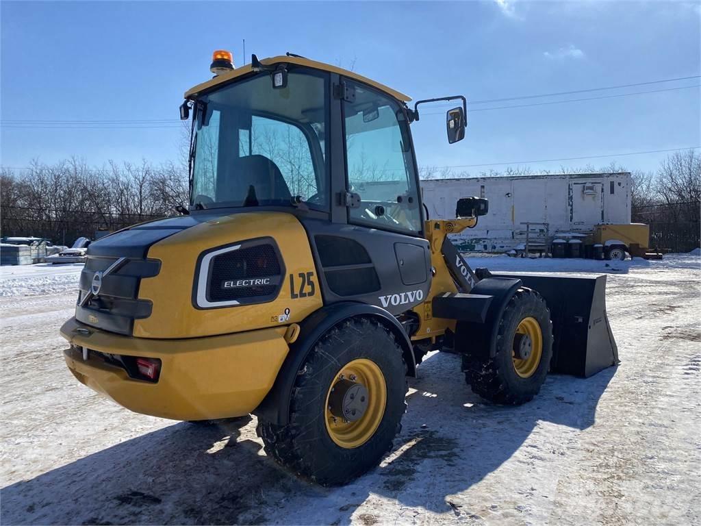 Volvo L25 ELECTRIC Фронтальные погрузчики