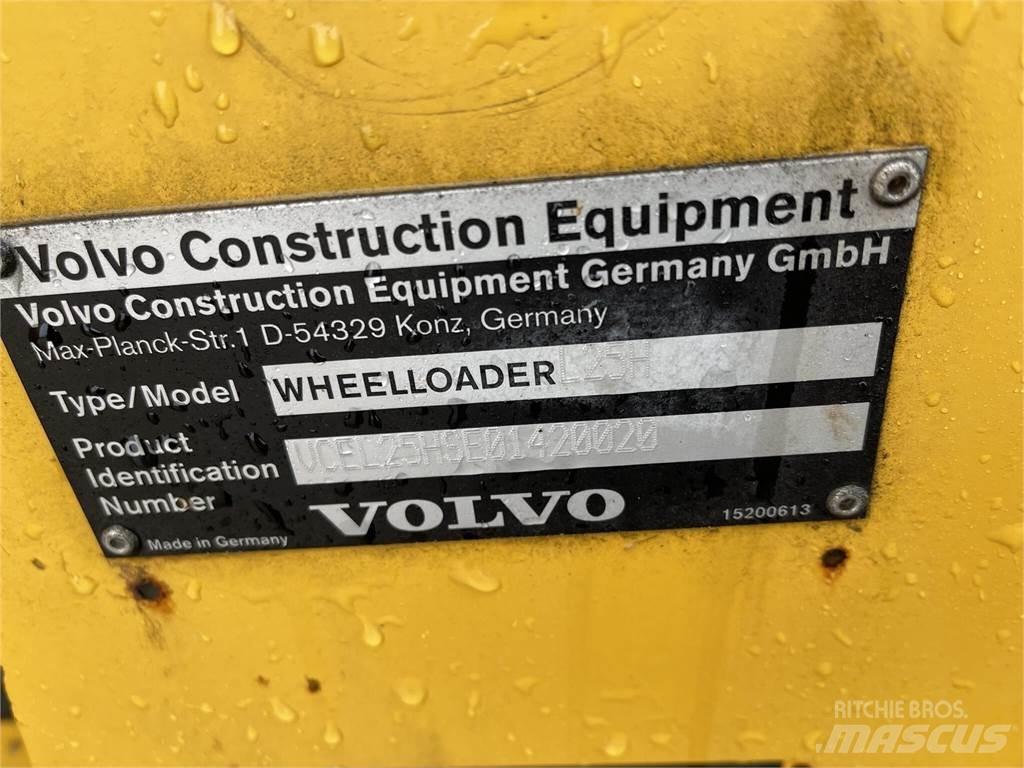 Volvo L25H Фронтальные погрузчики