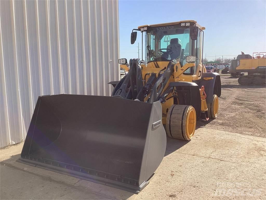 Volvo L60H Фронтальные погрузчики