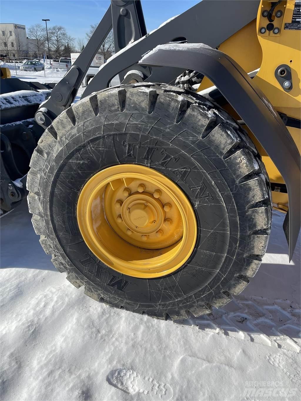 Volvo L60H Фронтальные погрузчики