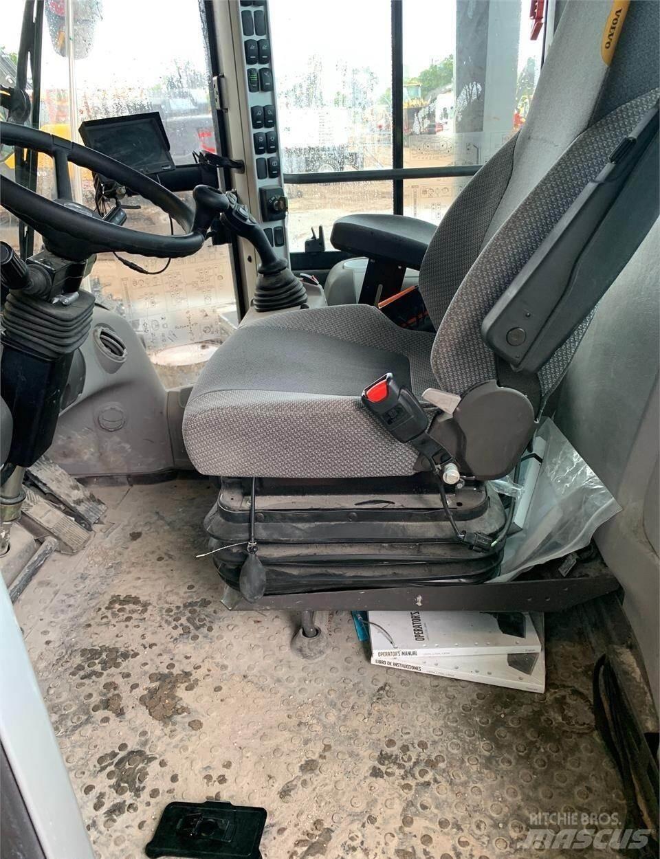 Volvo L60H Фронтальные погрузчики