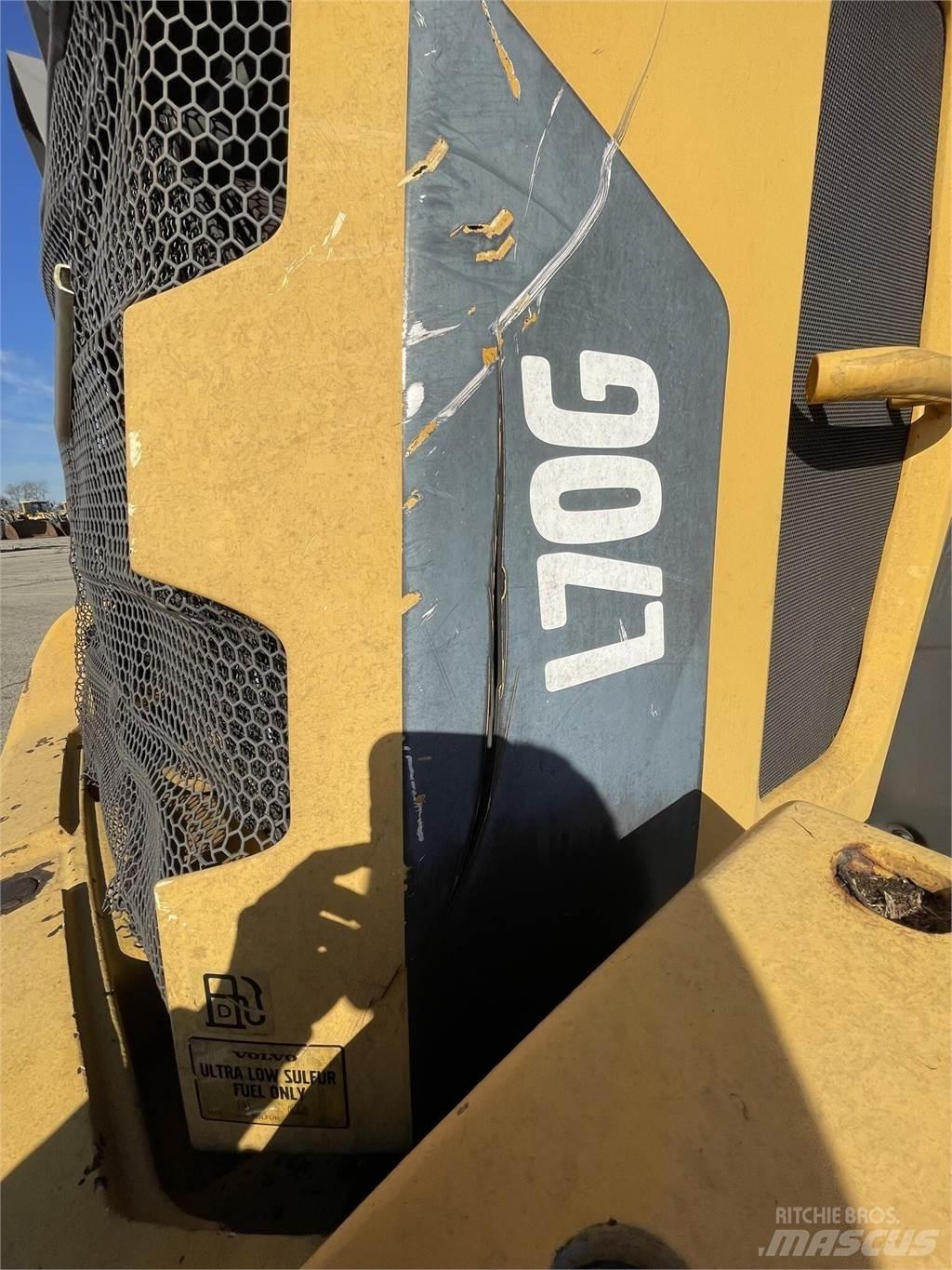 Volvo L70G Фронтальные погрузчики