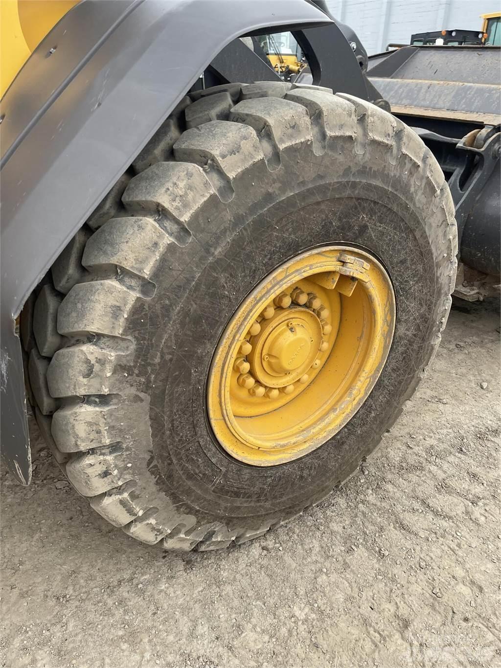 Volvo L90H Фронтальные погрузчики
