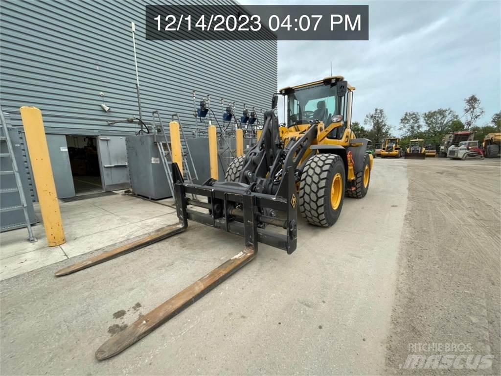 Volvo L90H Фронтальные погрузчики
