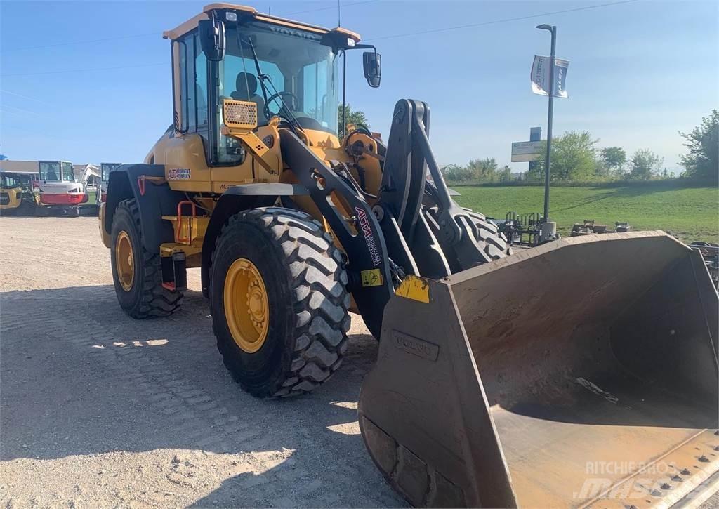 Volvo L90H Фронтальные погрузчики