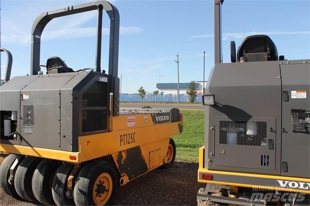Volvo PT125C Пневматические катки