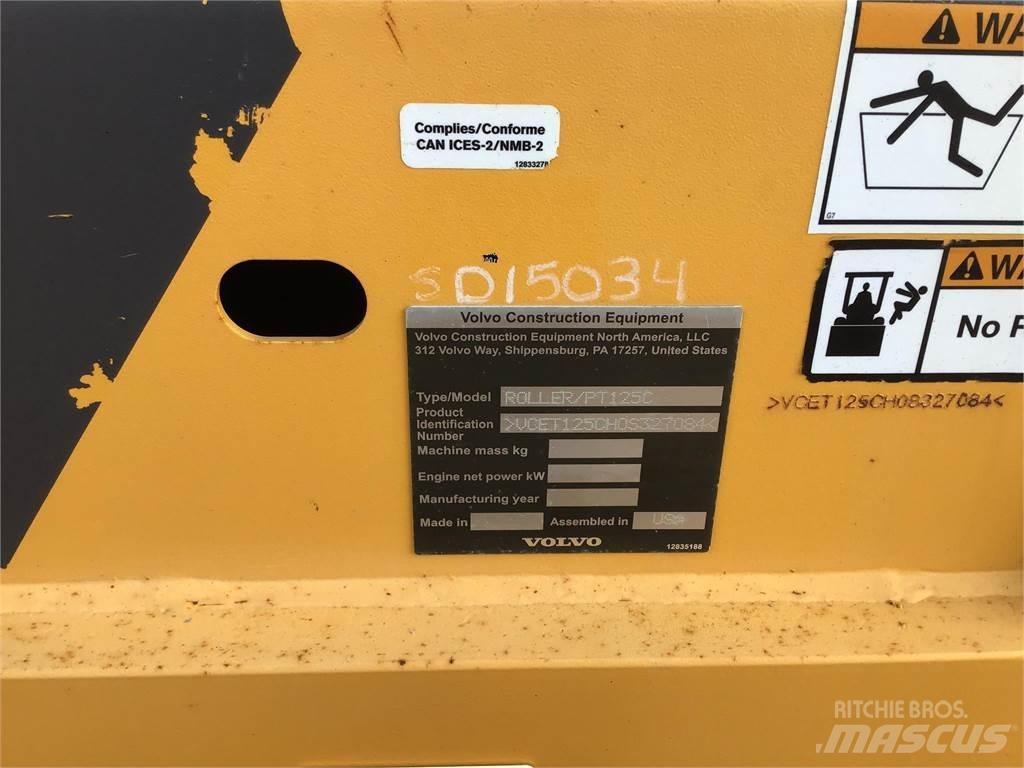 Volvo PT125C Пневматические катки